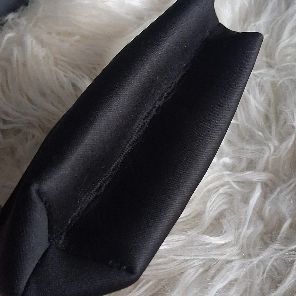 Skims Cosmetic Bag